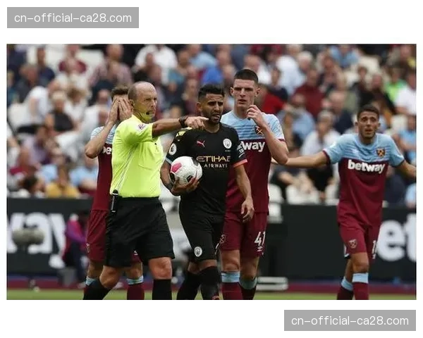 观点：VAR介入标准不一，英超裁判公司公信力再遭质疑