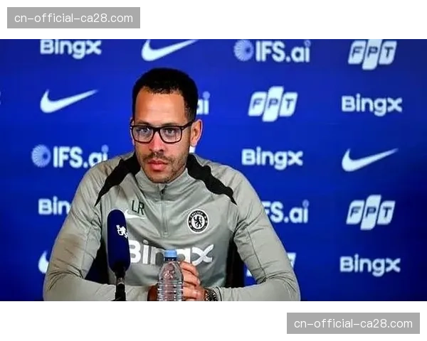 切尔西球员给被解雇主帅罗塞尼尔起残酷绰号